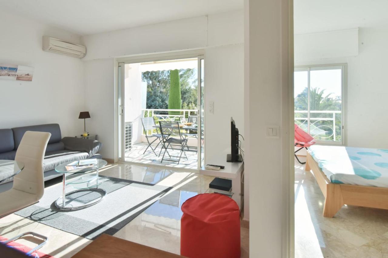 Apartament 1-Br Sea View Luxury Residential With Pool Cannes Zewnętrze zdjęcie